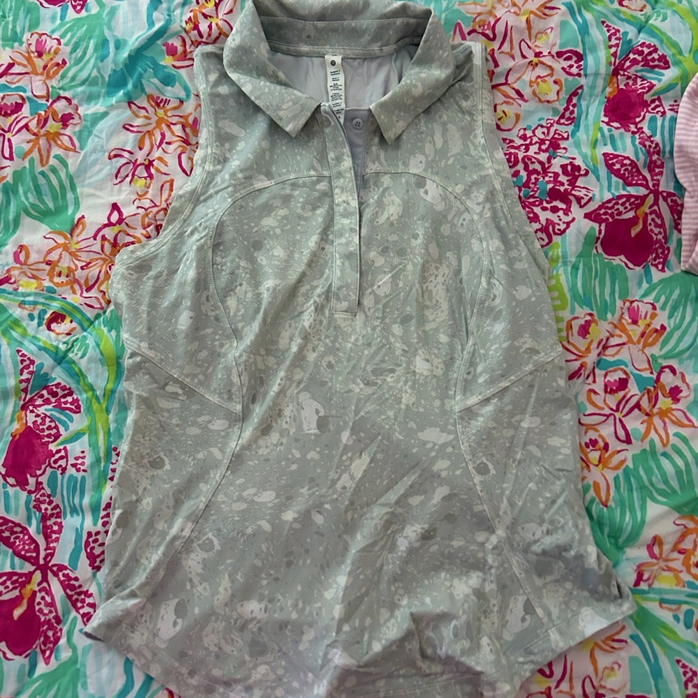 Lululemon athletic polo style shirt size 8